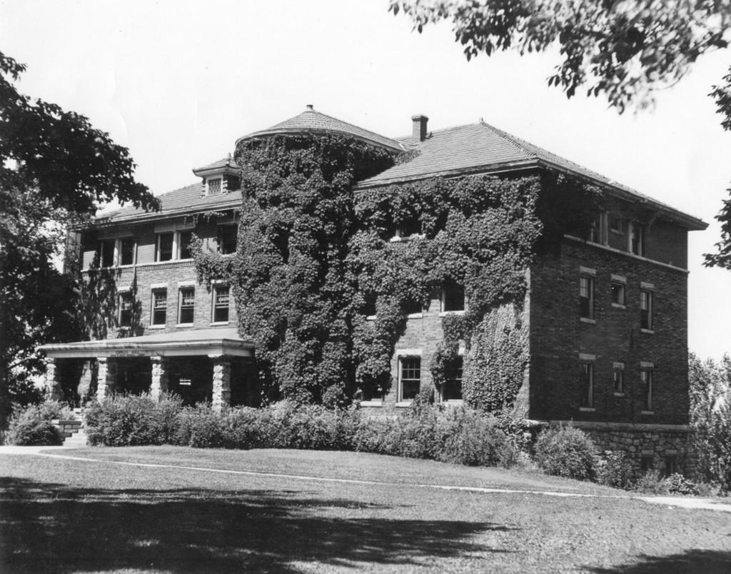 Exterior photo of Cupples Hall, covered in ivy, taken from the southwest. -- courtesy of the CMU JSTOR Open Community Collection