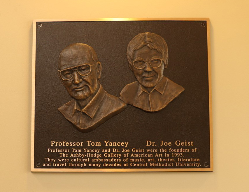 Sculpture of Yancey and Geist